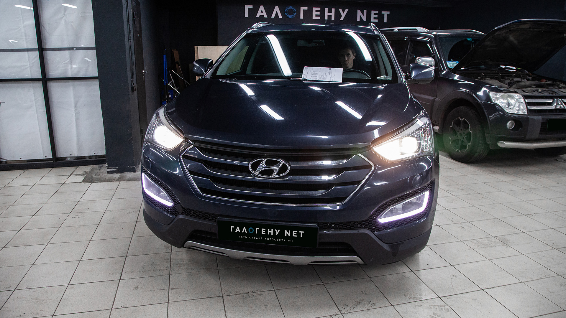 Фара hyundai santa fe 3