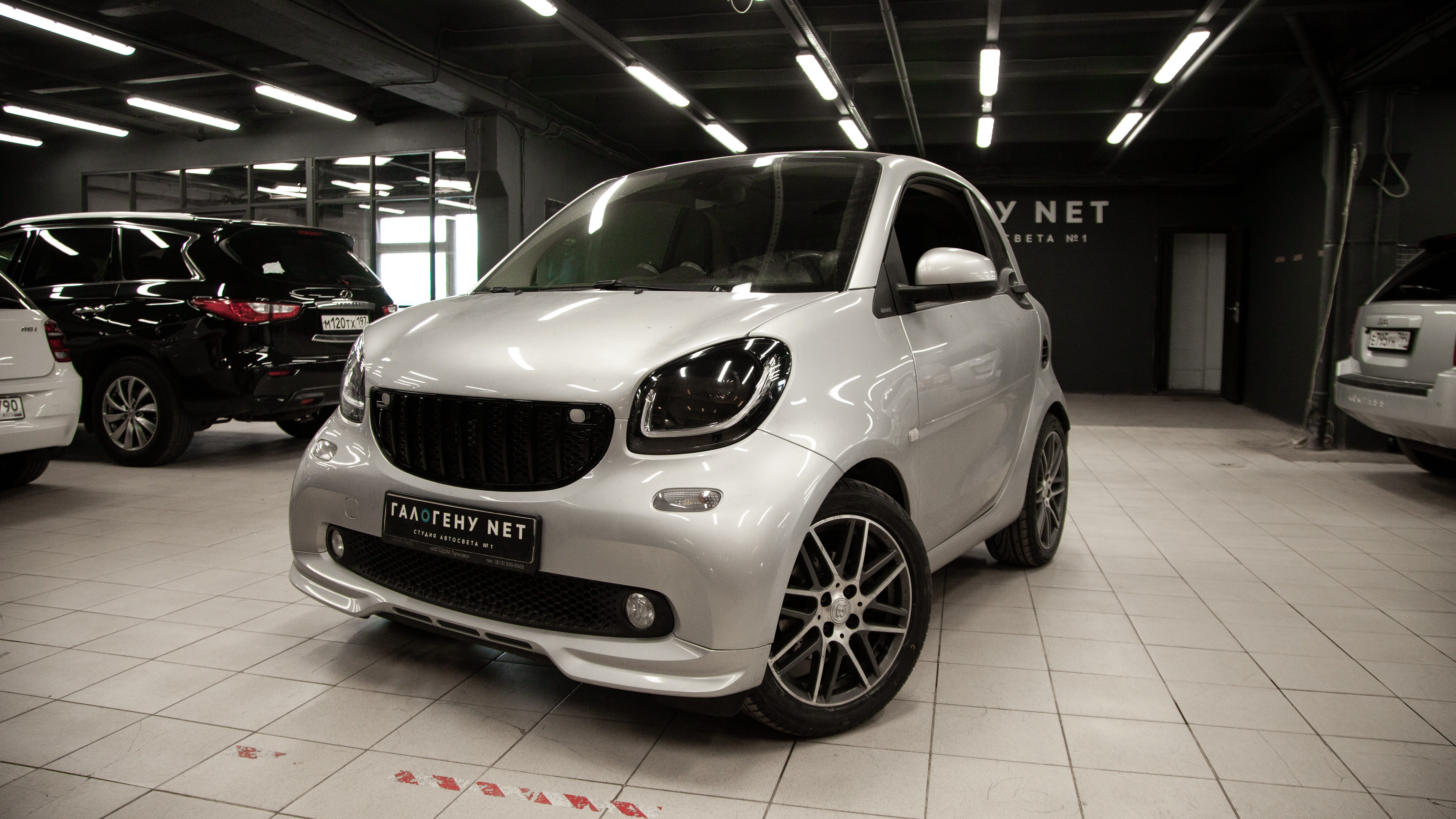 Smart Fortwo - установка светодиодных модулей, покраска масок, установка  светодиодных ламп, регулировка света фар